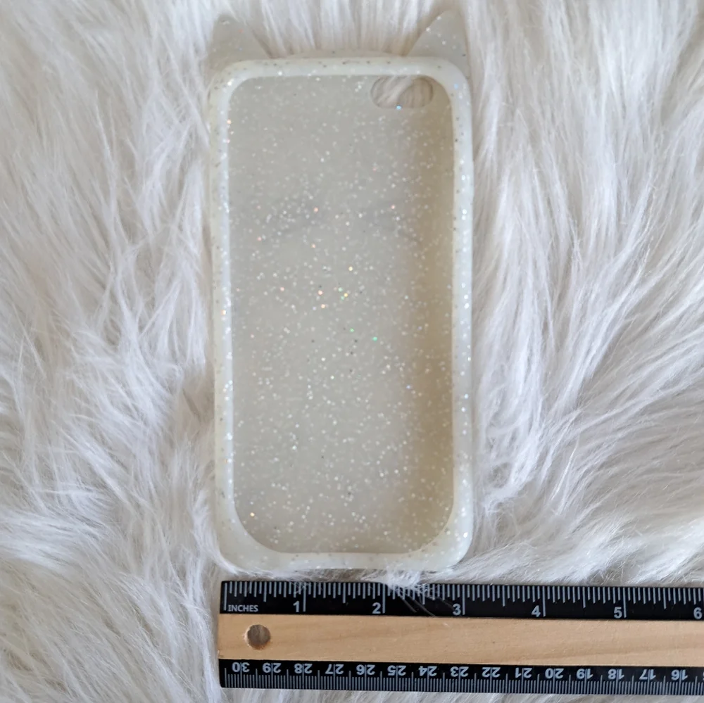 Set of 2 rubber cell phone cases